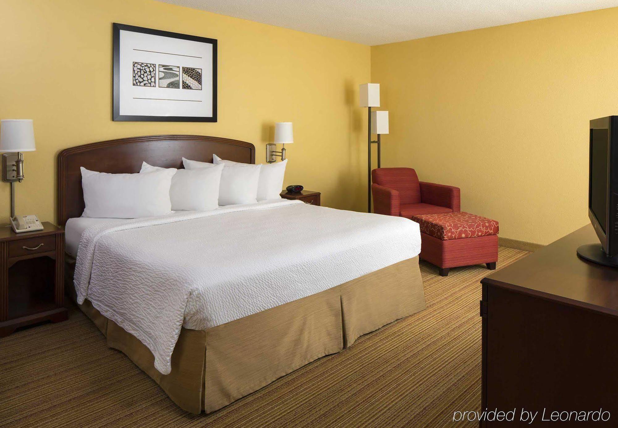 Courtyard By Marriott Daytona Beach Speedway/Airport Bagian luar foto